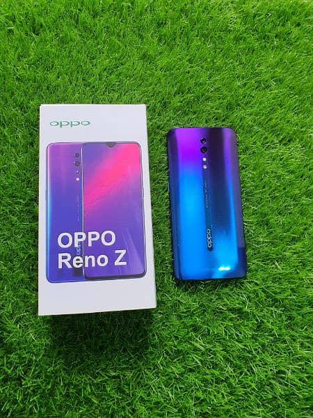 Oppo F15 8Gb 256Gb ,OPPO Reno Z  8/256Gb ( Display Fingerprint ) 10/10 8