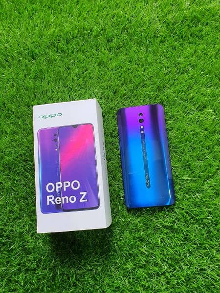 Oppo F15 8Gb 256Gb ,OPPO Reno Z  8/256Gb ( Display Fingerprint ) 10/10 9