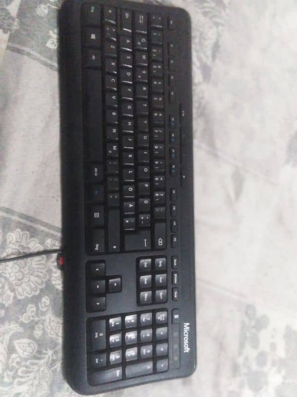 moniter mouse keybord+power supply 1