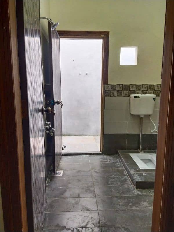 House for sale in Mehmood Colony Shahdara. 15