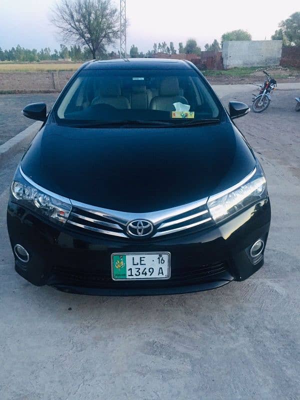 Toyota Altis Grande 2016 1