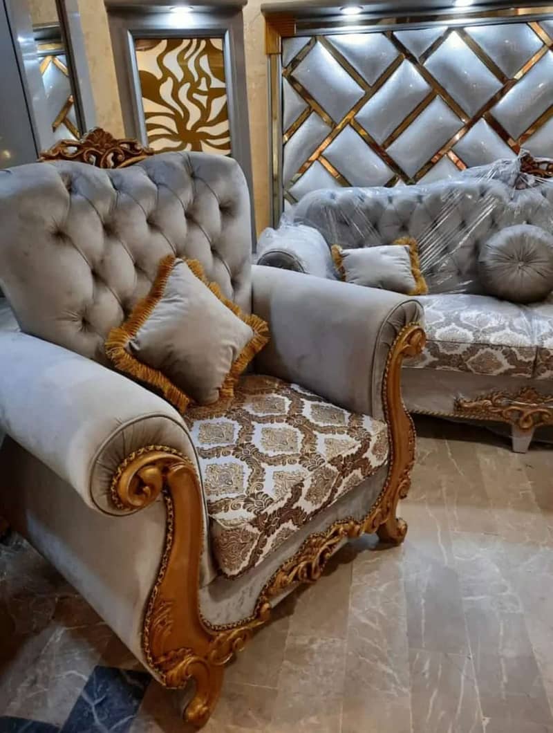 Make your drawing Room Luxury with this beautiful 5 seater Sofa set 7