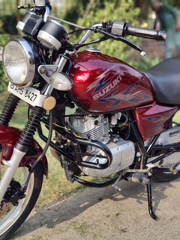 GS 150 SE Suzuki Very Less Used Low Milage 1