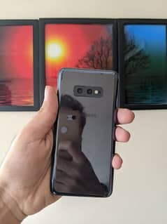 Samsung Galaxy S10e 6GB/128GB - Non PTA, Mint Condition