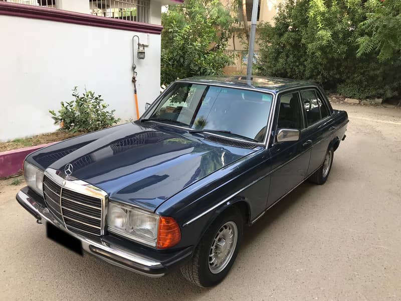 Mercedes Benz E Class W123. . Classic Vintage Car. 3