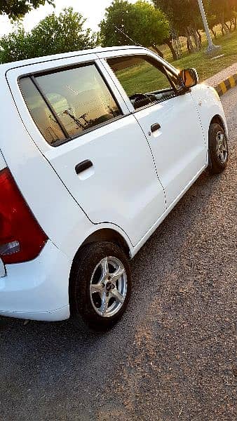 Suzuki Wagon R 2017 1