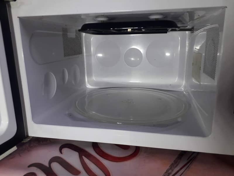 Dawlance microwave oven 3