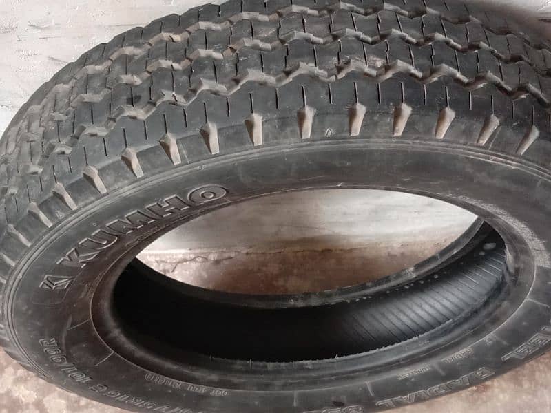 jeep Tyre 175/75/16 0