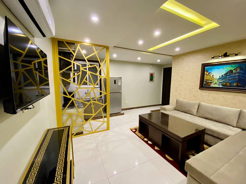 1 Bedroom VIP Full furnish flat per day available in Bahria town Lahore 8