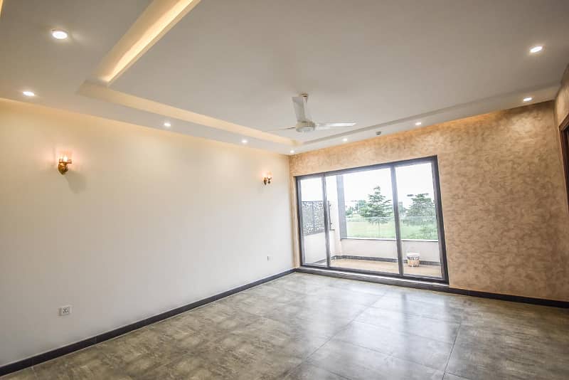 One Kanal Owner Built Luxury Upper Portion Available For Rent Near Park 5