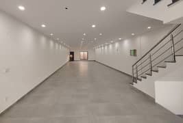 6th FLOOR 2000sqrft COMMERCIAL HALL FOR RENT NEAR EXPO CENTER 0