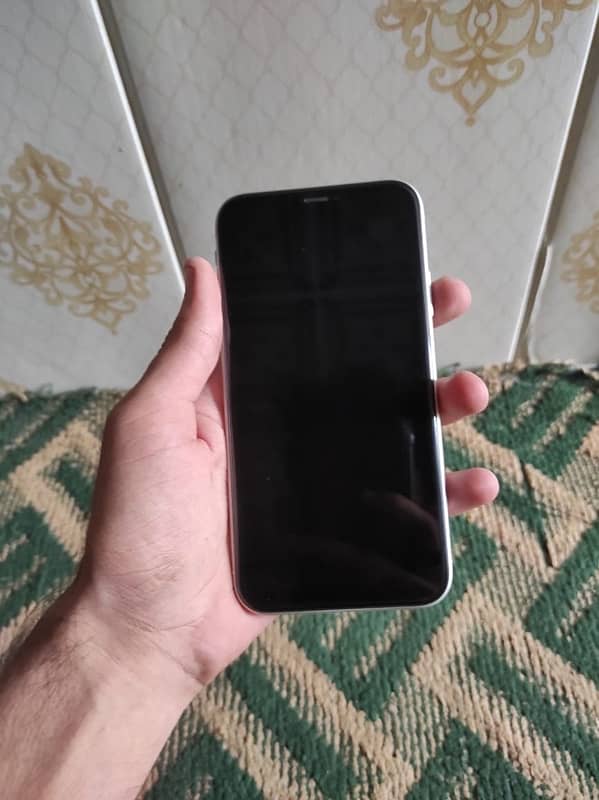 Iphone xr waterpacked ( 64gb ) Exchange possible 2