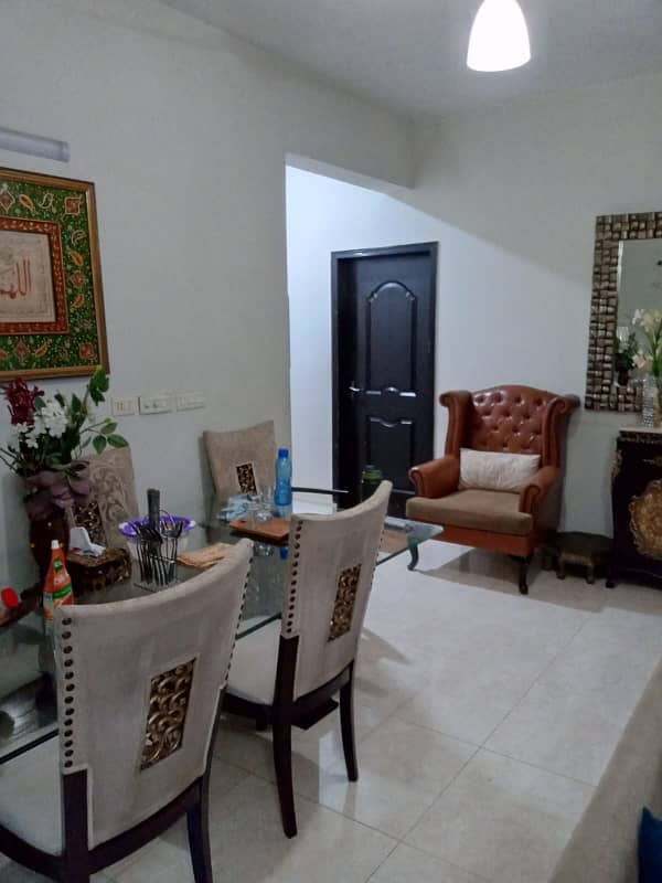 10 MARLA 3 BEDROOM APARTMENT FOR RENT IN ASKARI -11 LAHORE. 3