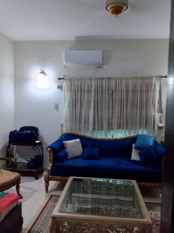 10 MARLA 3 BEDROOM APARTMENT FOR RENT IN ASKARI -11 LAHORE. 16