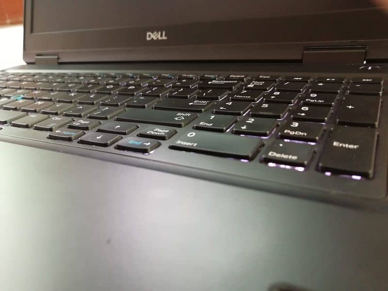 Dell Laptop Latitude 5591 15