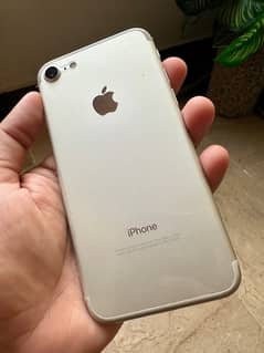 iPhone 7 128gb PTA Approved in Excellent condition