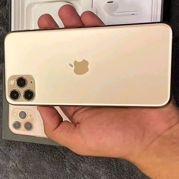 iPhone 11 pro max PTA Approved 03409540439Watsapp 0