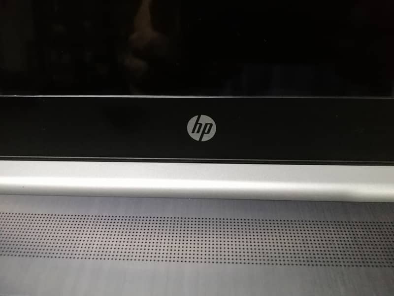 Hp probook 450 G5 8gb ram 256GB ssd N. V. M. E 11