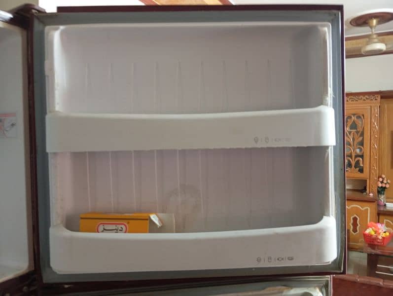 ORIENT FRIDGE MODEL NUMBER : 68635 GD LG FDRD 8