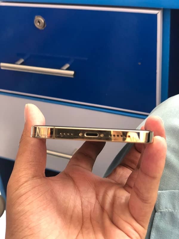 iPhone 12 Pro Max Non JV Gold Limited  Edition 3