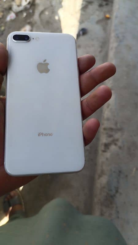 iPhone 8plus 97 battery 64 GB 10by10 condition 3