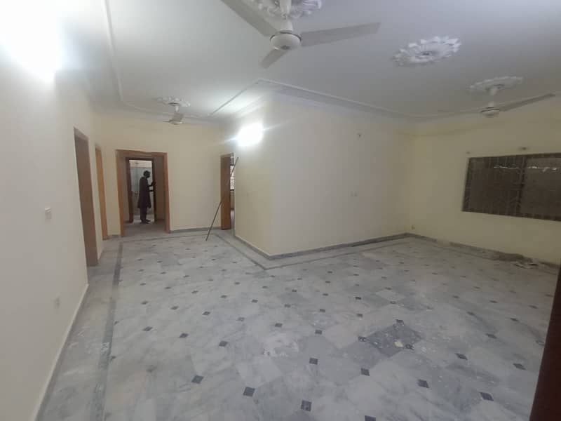 1 kanal tripple storey house for sale 6