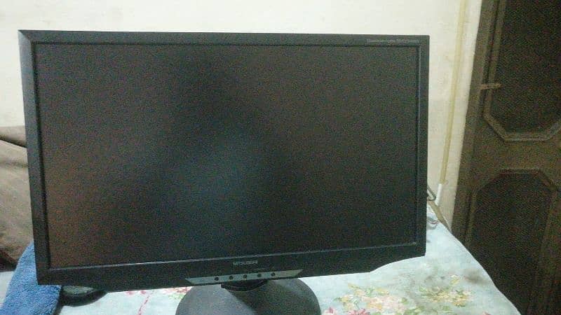 lenovo pc with mitsubishi multimedia led 9