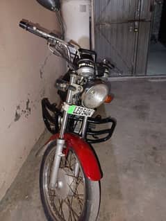 Suzuki gs 150