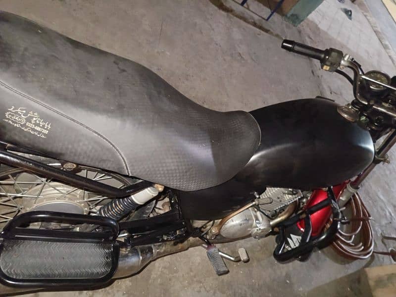 Suzuki gs 150 3