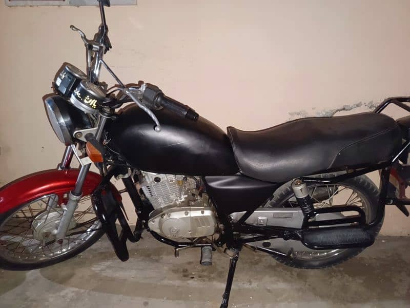 Suzuki gs 150 4