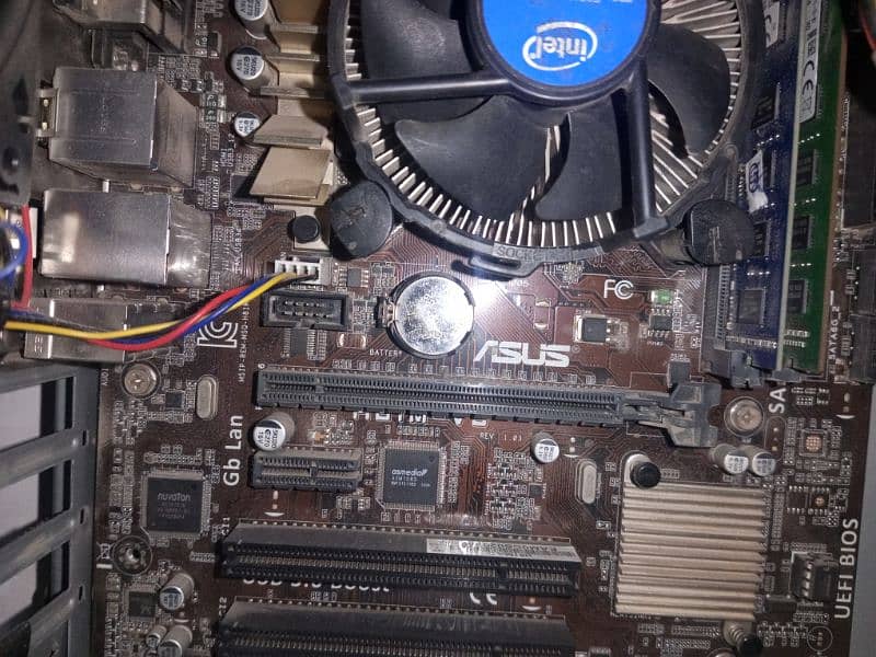 i7 4790+ Asus H81m motherboard 3