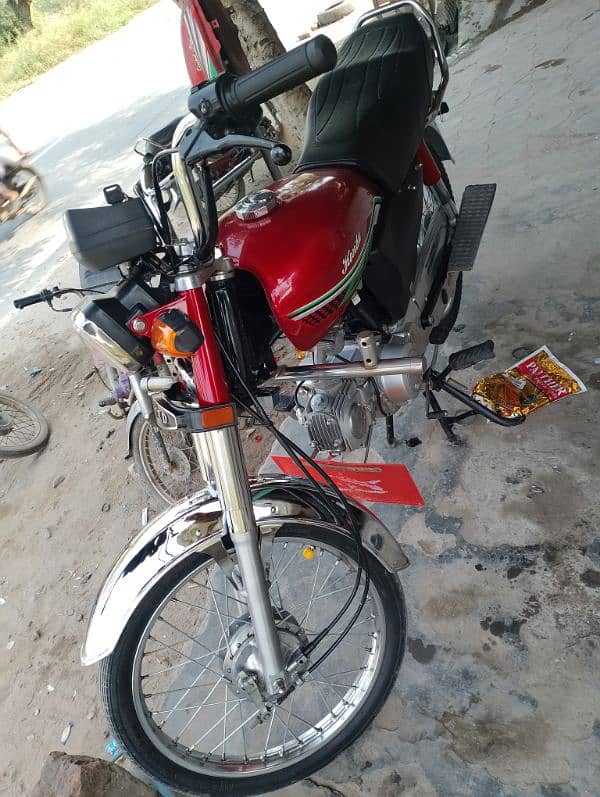 United bike 70 cc new condition 10/10 open letter 2