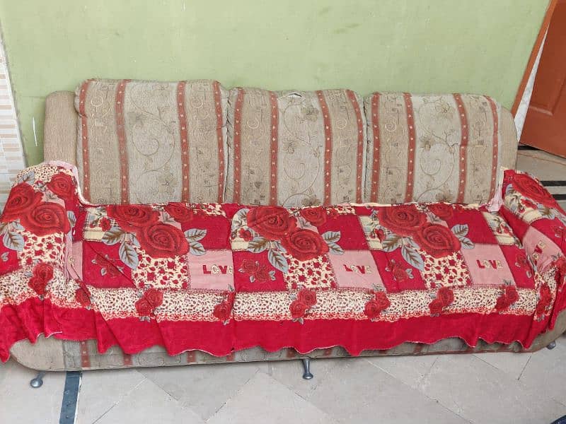 Single sofa 0