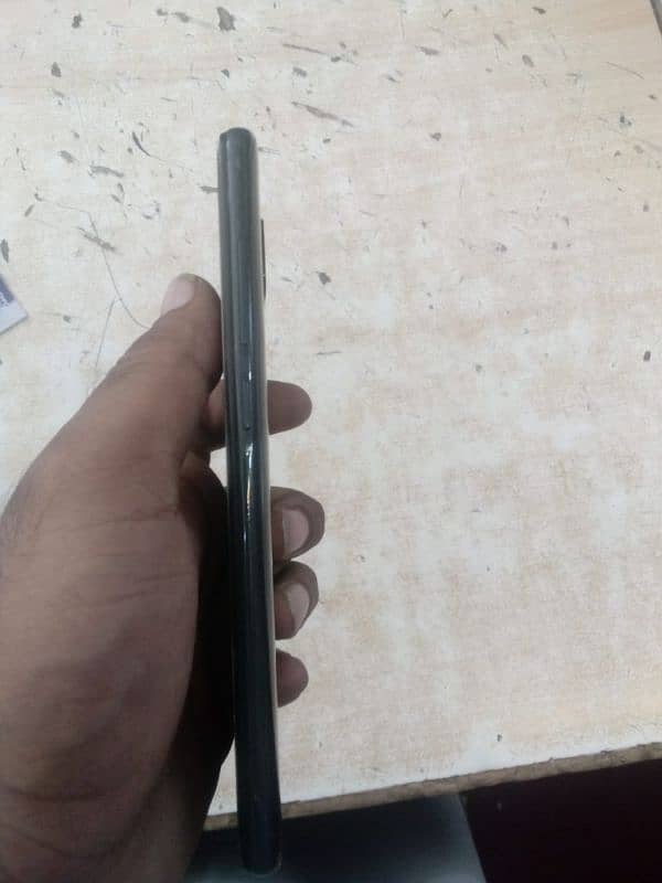 i want to sell my cell phone redmi note 9 phone lush condition 2