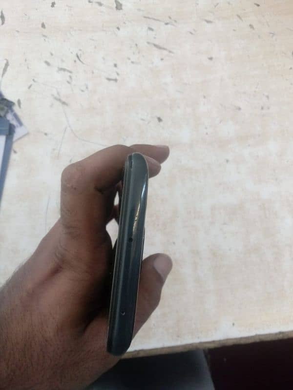 i want to sell my cell phone redmi note 9 phone lush condition 5