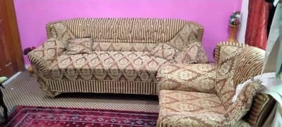 5 seater sofa set with tables .