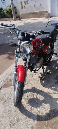 Suzuki GS 150 red colour Lahore no pack injen 30000 something driven