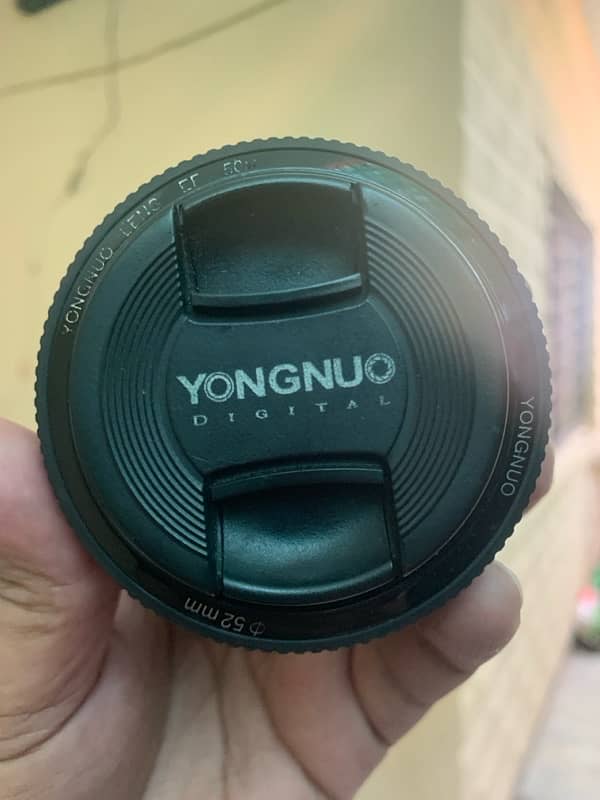 55mm lens canon camera yongnuo 2