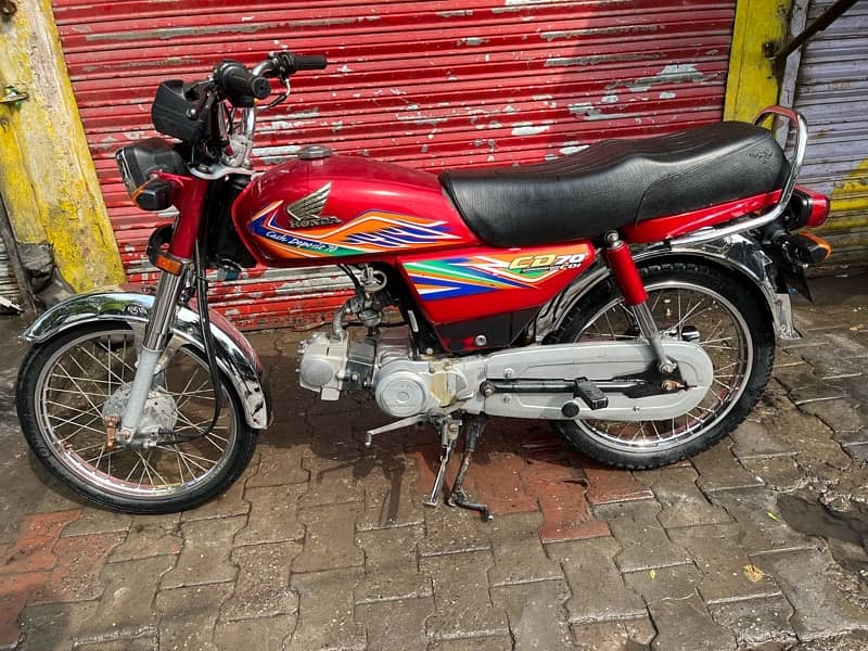 Honda cd 70 2021 total original exchange posibal 4