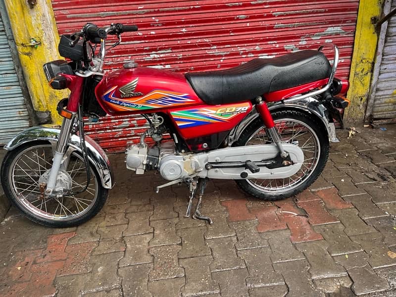 Honda cd 70 2021 total original exchange posibal 7