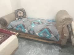 Diwan sofa for sale 0