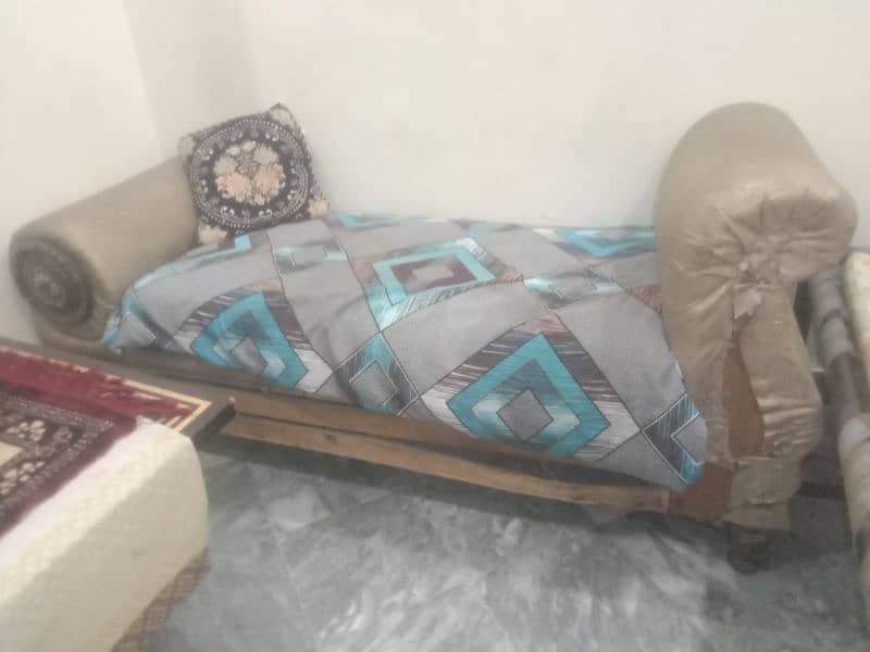 Diwan sofa for sale 1