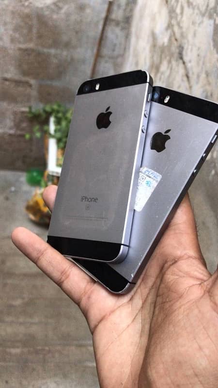 iphone 5se Non Pta Cash on delivery 3