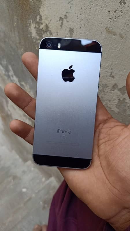 iphone 5se Non Pta Cash on delivery 7