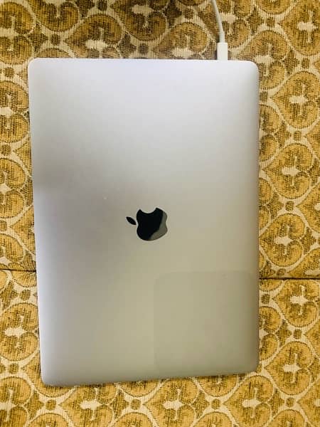 MACBOOK PRO 2018 ( A1989 ) 4