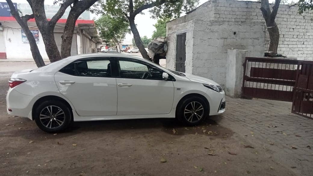 Toyota Corolla Altis 2019 3