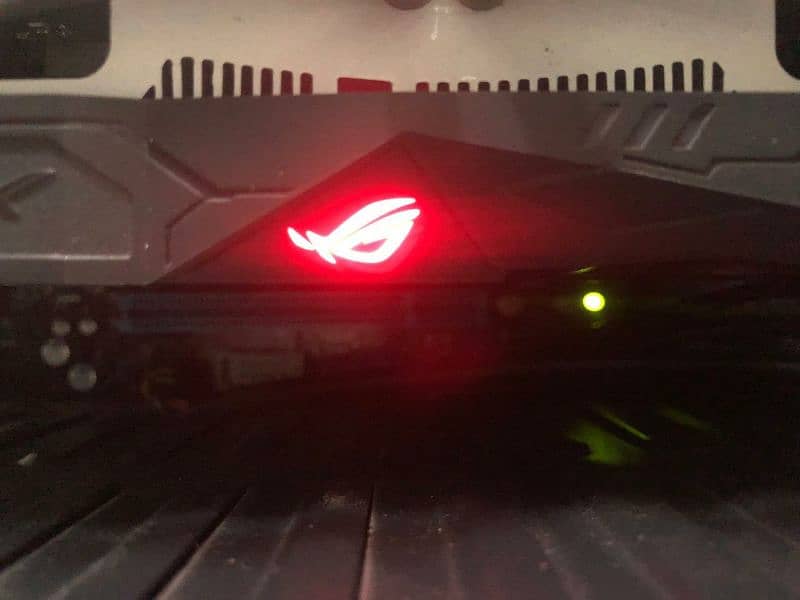 Asus Rog strix rx 560 Oc Edition 4GB 1