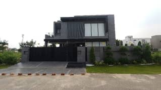 Spacious House Is Available For sale In Ideal Location Of DHA Phase 6 - Block A 0