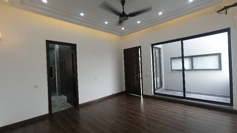 Spacious House Is Available For sale In Ideal Location Of DHA Phase 6 - Block A 23