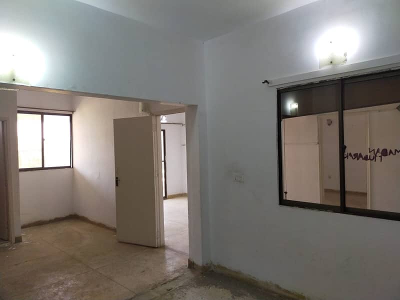 2 BD Apartment 1st floor, Naseer Tower (Main 200ft KU Rd Facing) 2